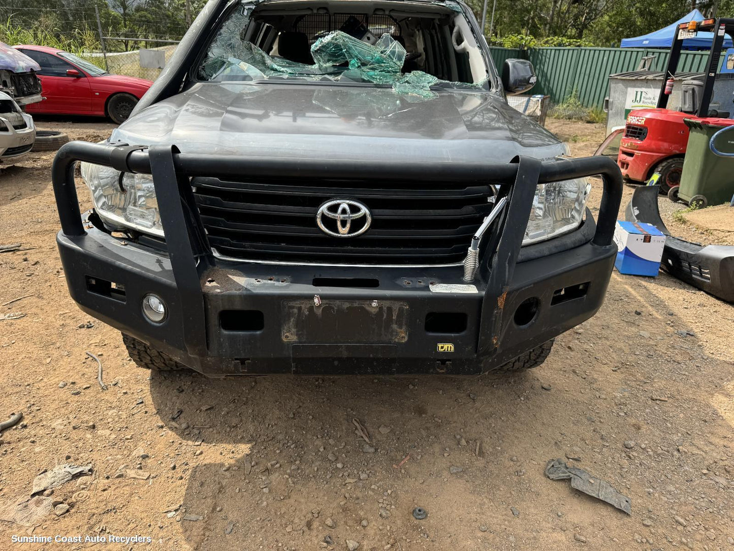 2012-2015 Toyota Landcruiser Grille