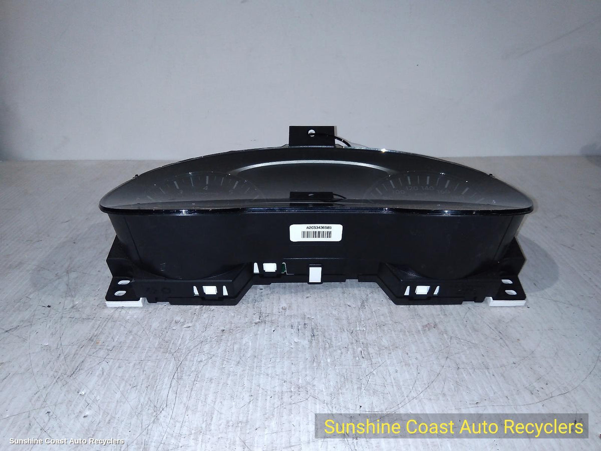 2014-2016 Nissan Pathfinder Instrument Cluster