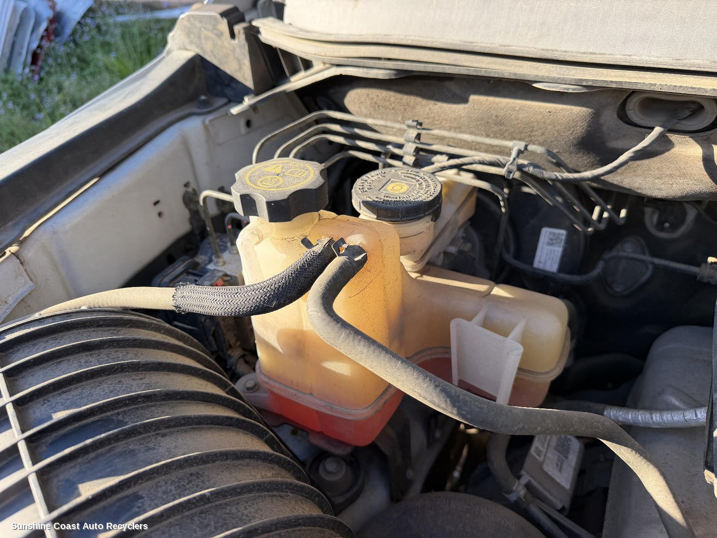 2012-2020 Holden Colorado Overflow Bottle