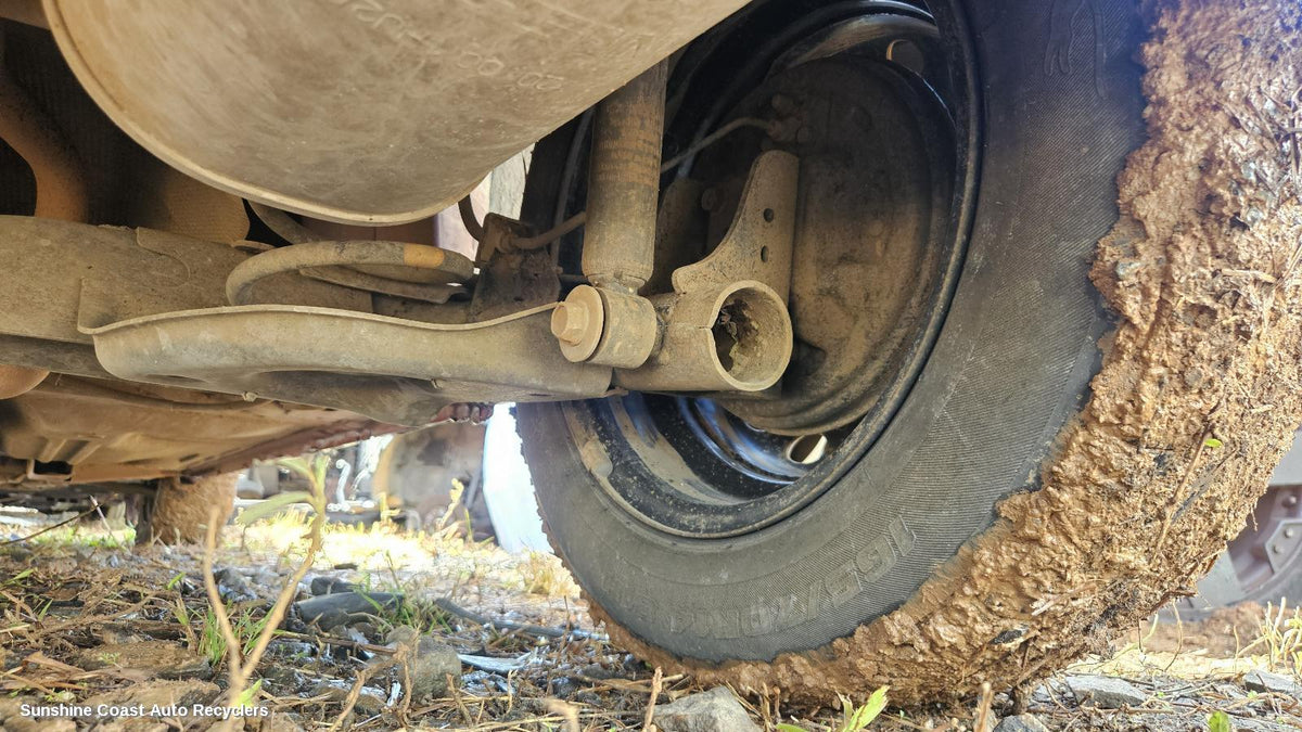 2010-2016 Nissan Micra Shock Absorber