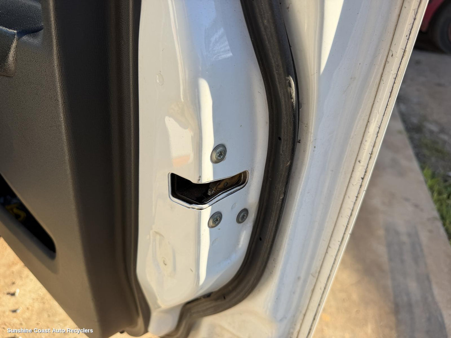 2014-2020 Holden Colorado Door Boot Gate Lock
