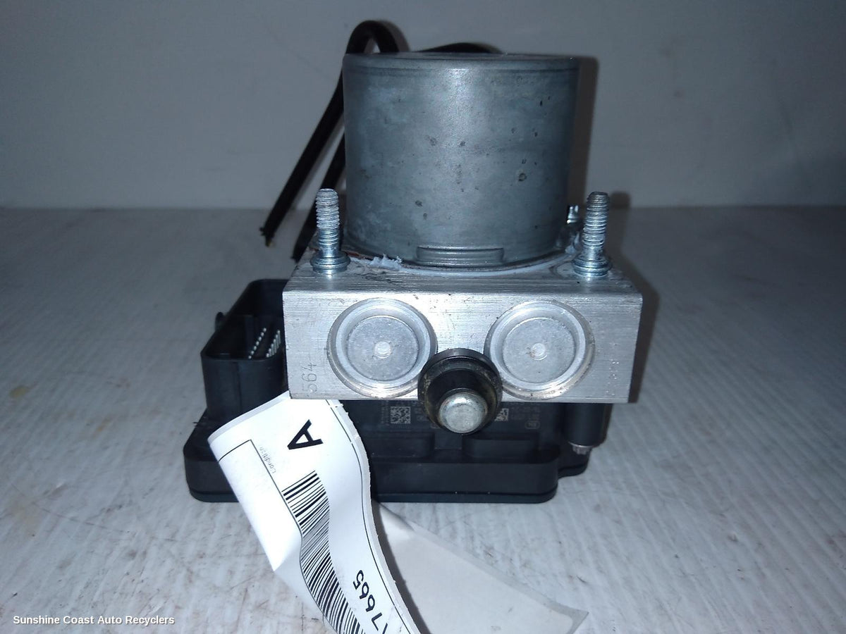 2014-2022 Jeep Cherokee Abs Pump Modulator