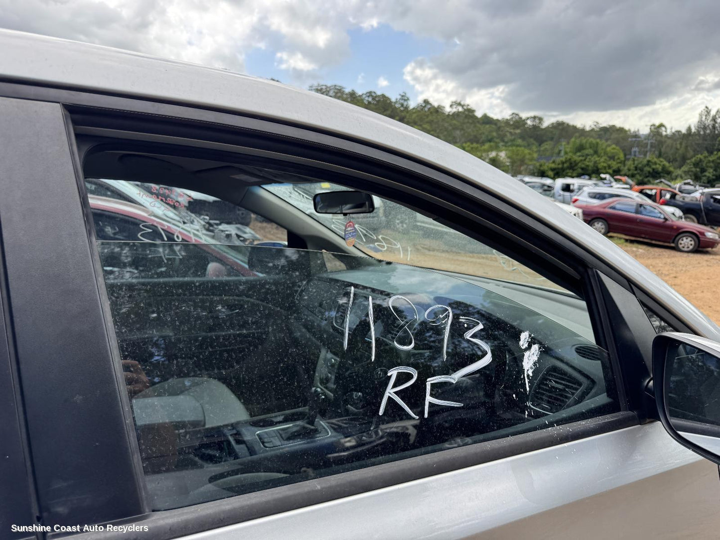 2015 Kia Carnival/grand Carnival Right Front Door Window