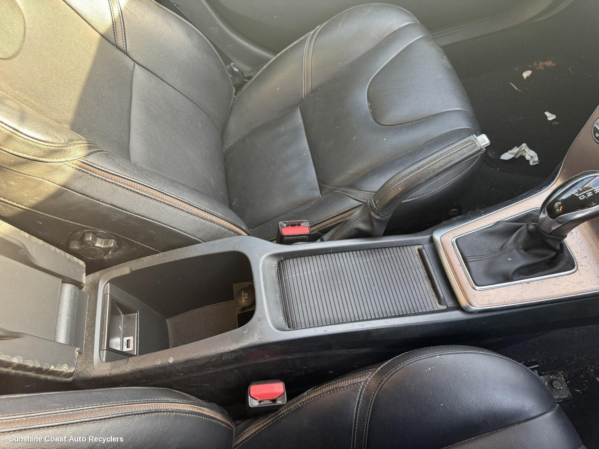 2013-2019 Volvo S40 Gear Stick Shifter