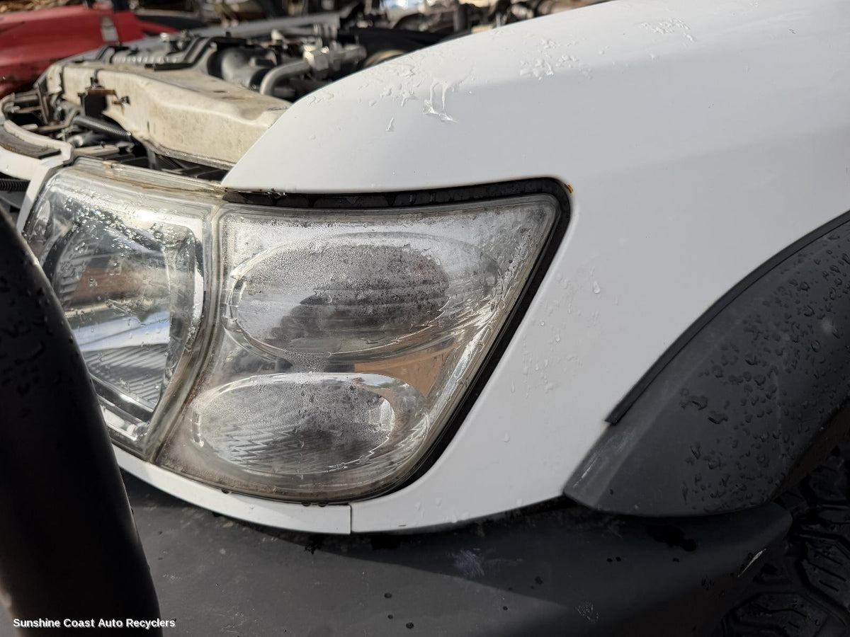 2001-2004 Nissan Patrol Left Indicator Fog Side