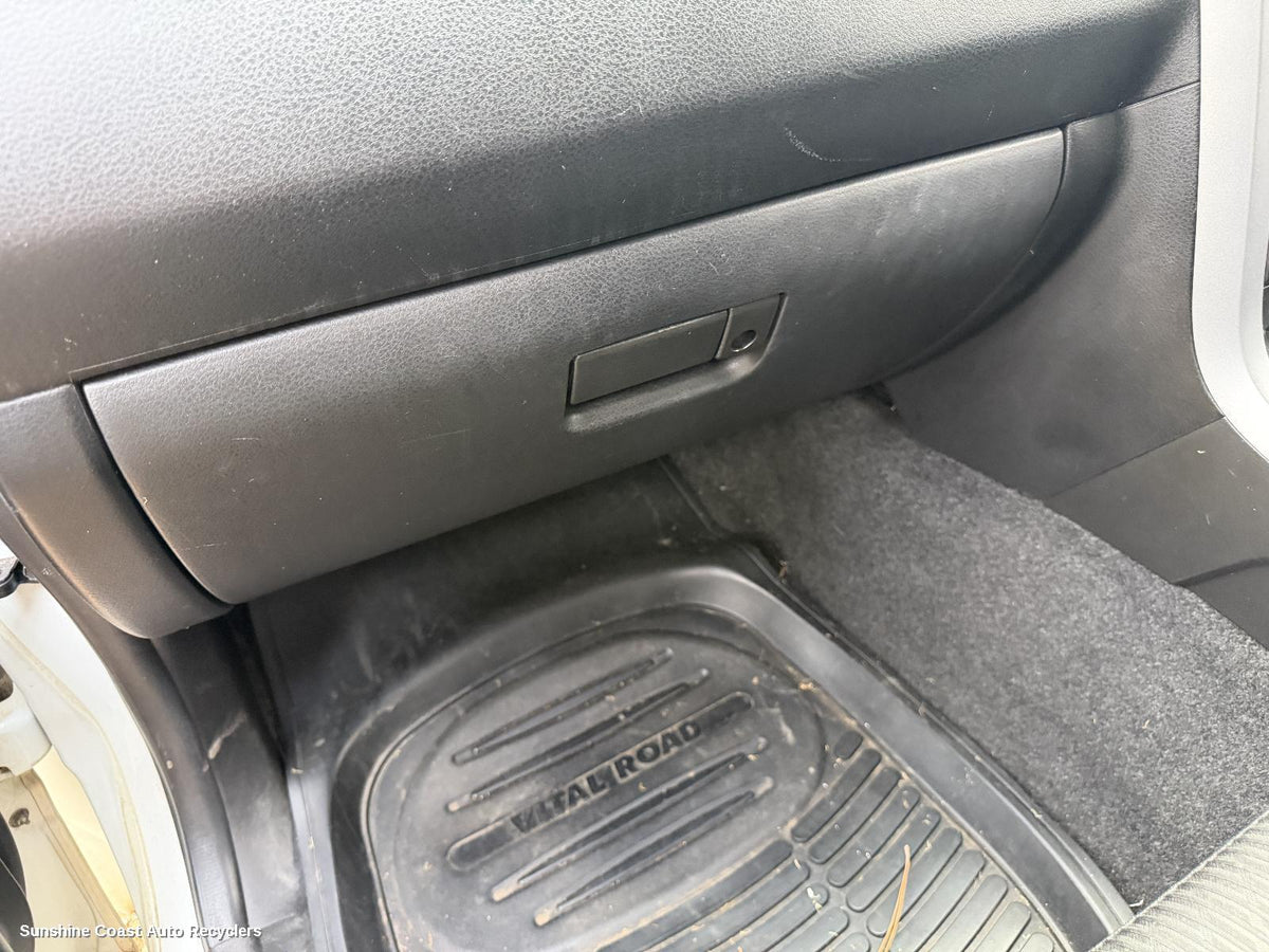 2008-2018 Suzuki Vitara Glove Box
