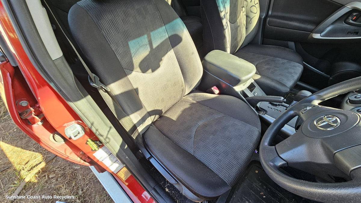 2005-2012 Toyota Rav4 Front Seat
