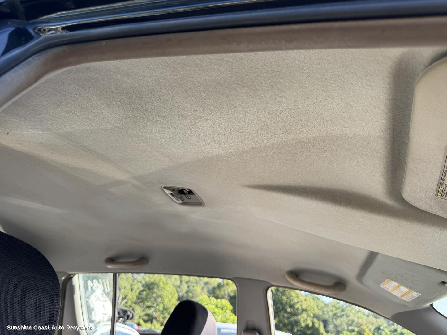 2008 Mitsubishi Triton Hoodlining