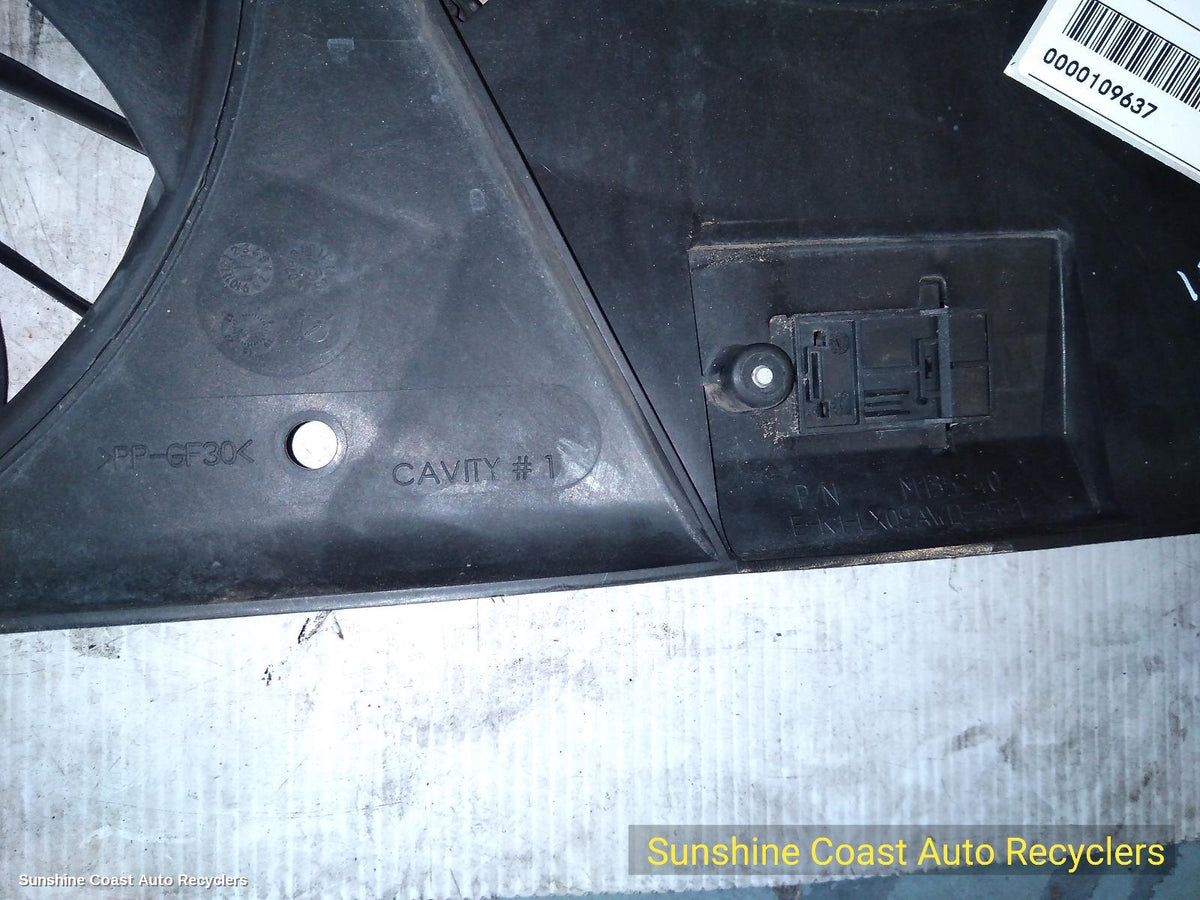 2012-2014 Chrysler 300c Fan