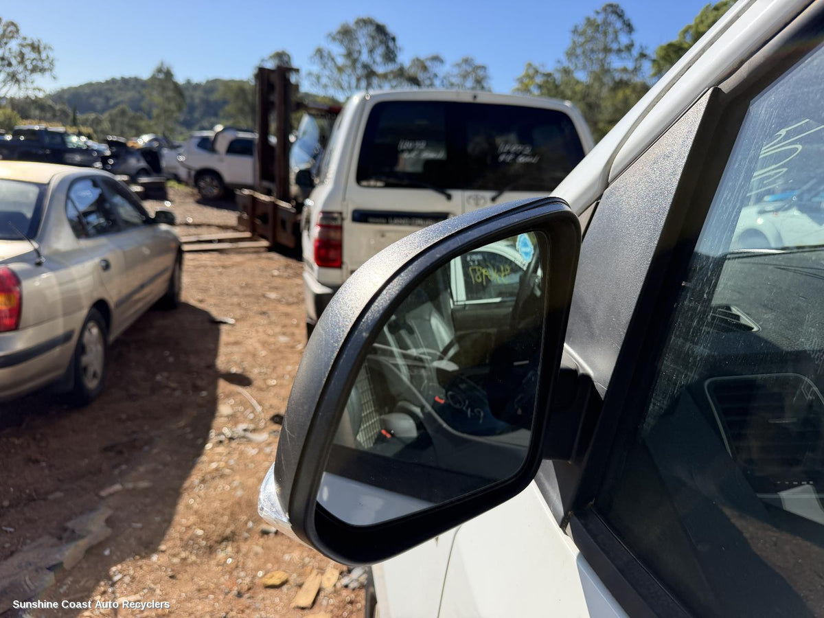 2015-2025 Ldv G10 Left Door Mirror