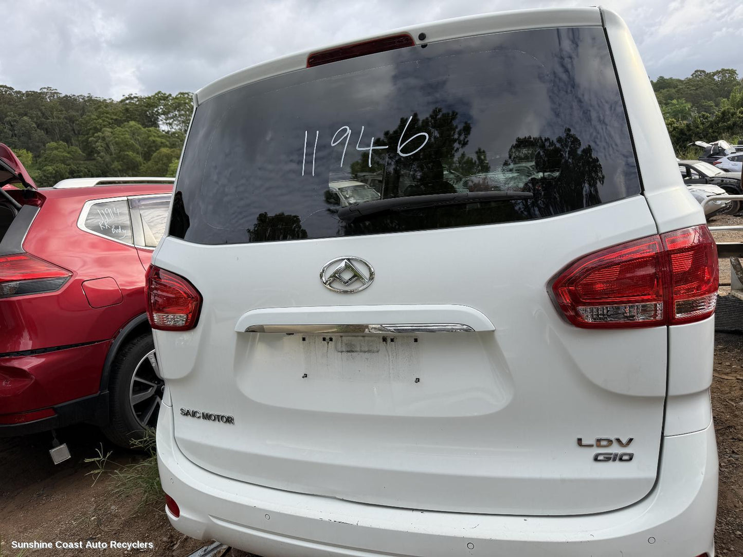 2015-2025 Ldv G10 High Level Stoplight
