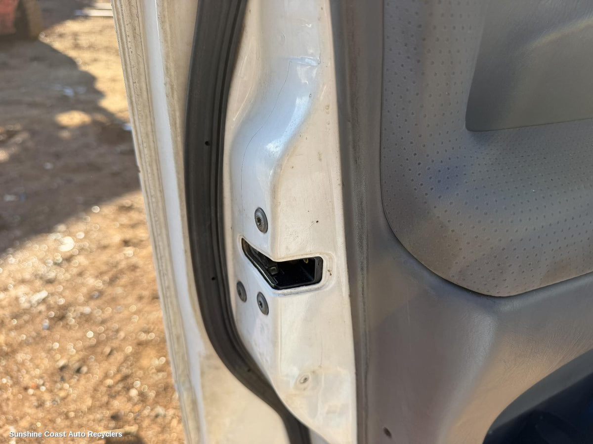 1998-2007 Toyota Landcruiser Door Boot Gate Lock
