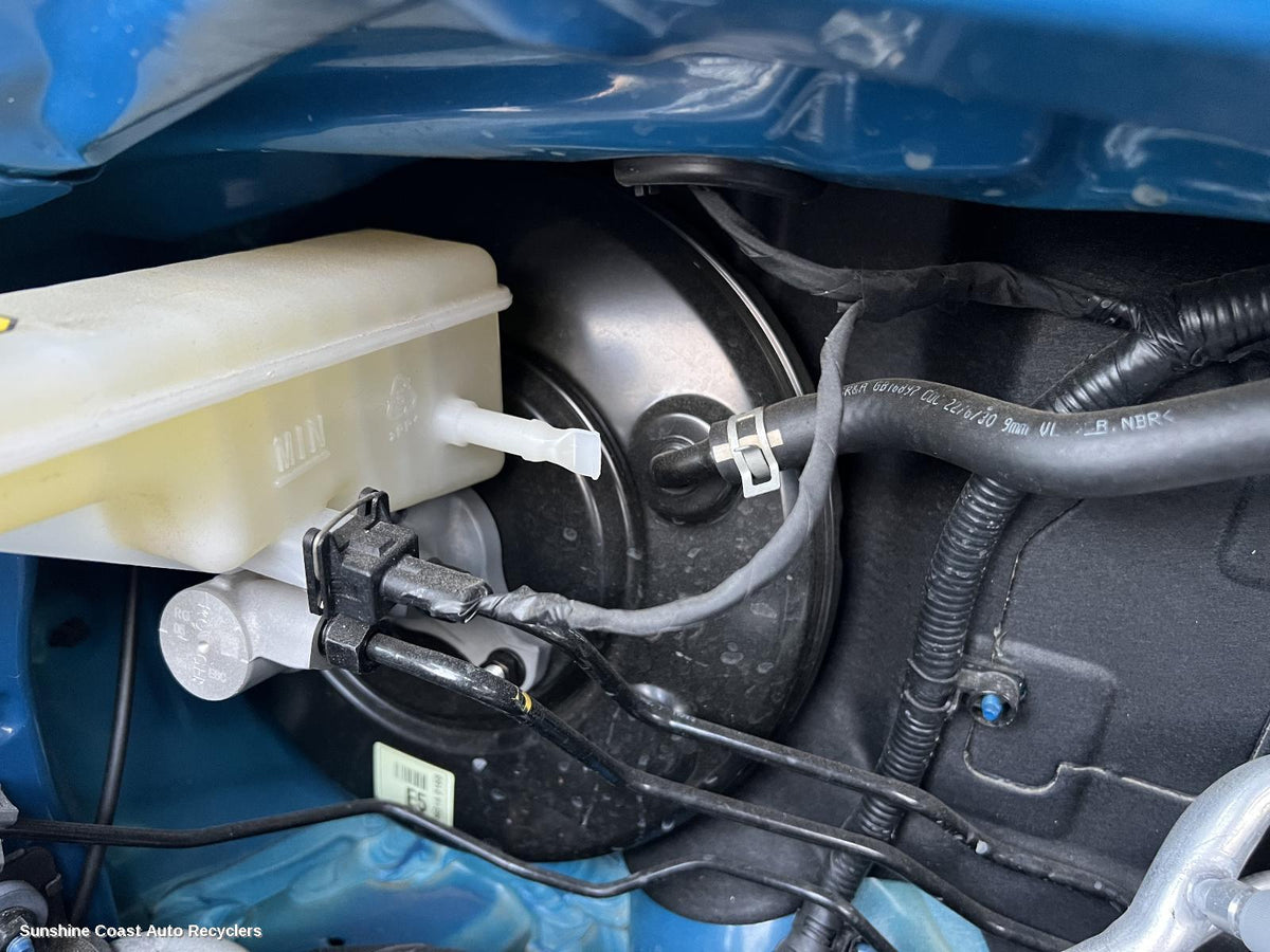 2020-2026 Kia Stonic Brake Booster