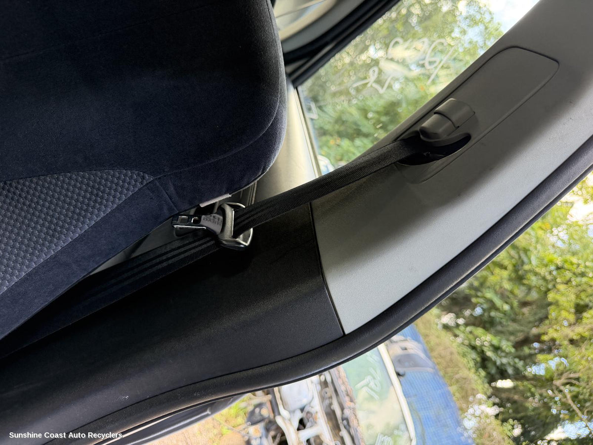 2009-2012 Mitsubishi Outlander Seatbelt Stalk