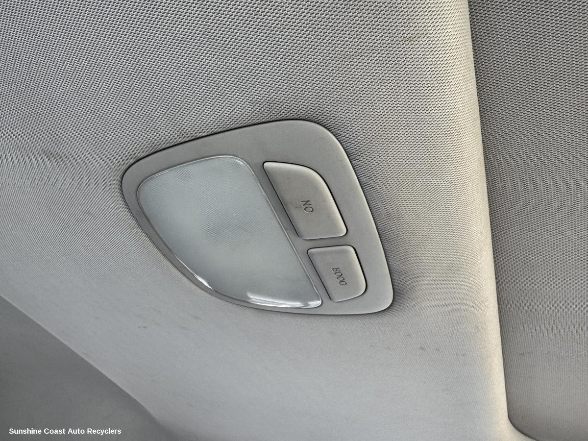 2005-2012 Hyundai Santa Fe Courtesy Light