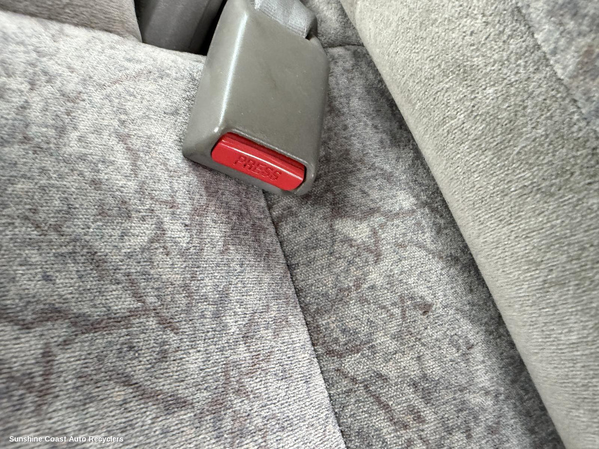 1997-2001 Nissan Patrol Seatbelt Stalk