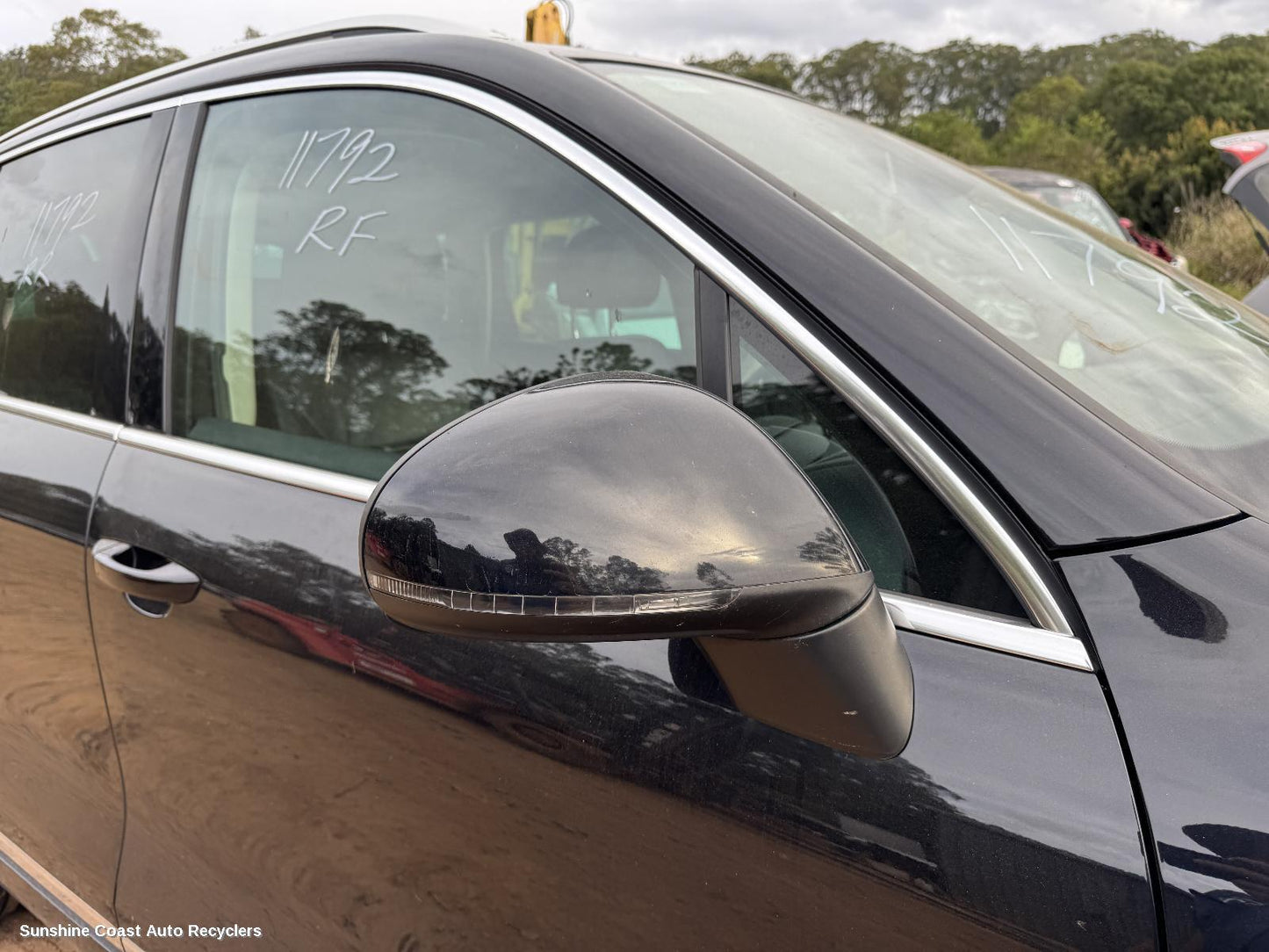2016 Volkswagen Touareg Right Front 1 4 Door Glass