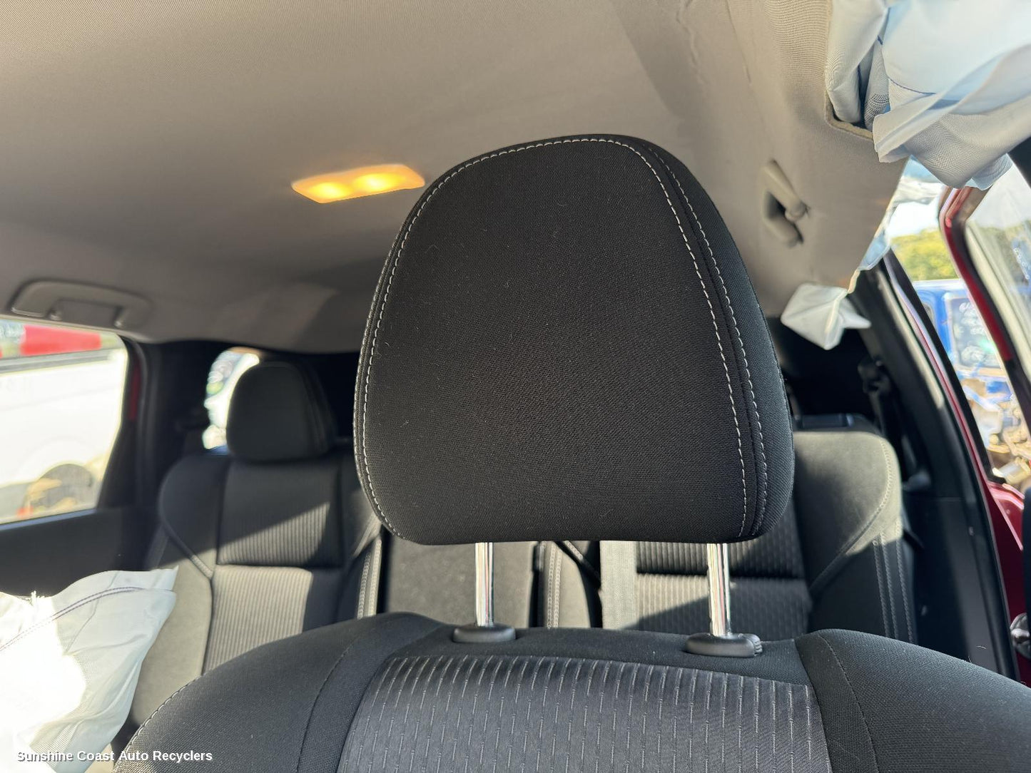 2021-2026 Mitsubishi Outlander Headrest