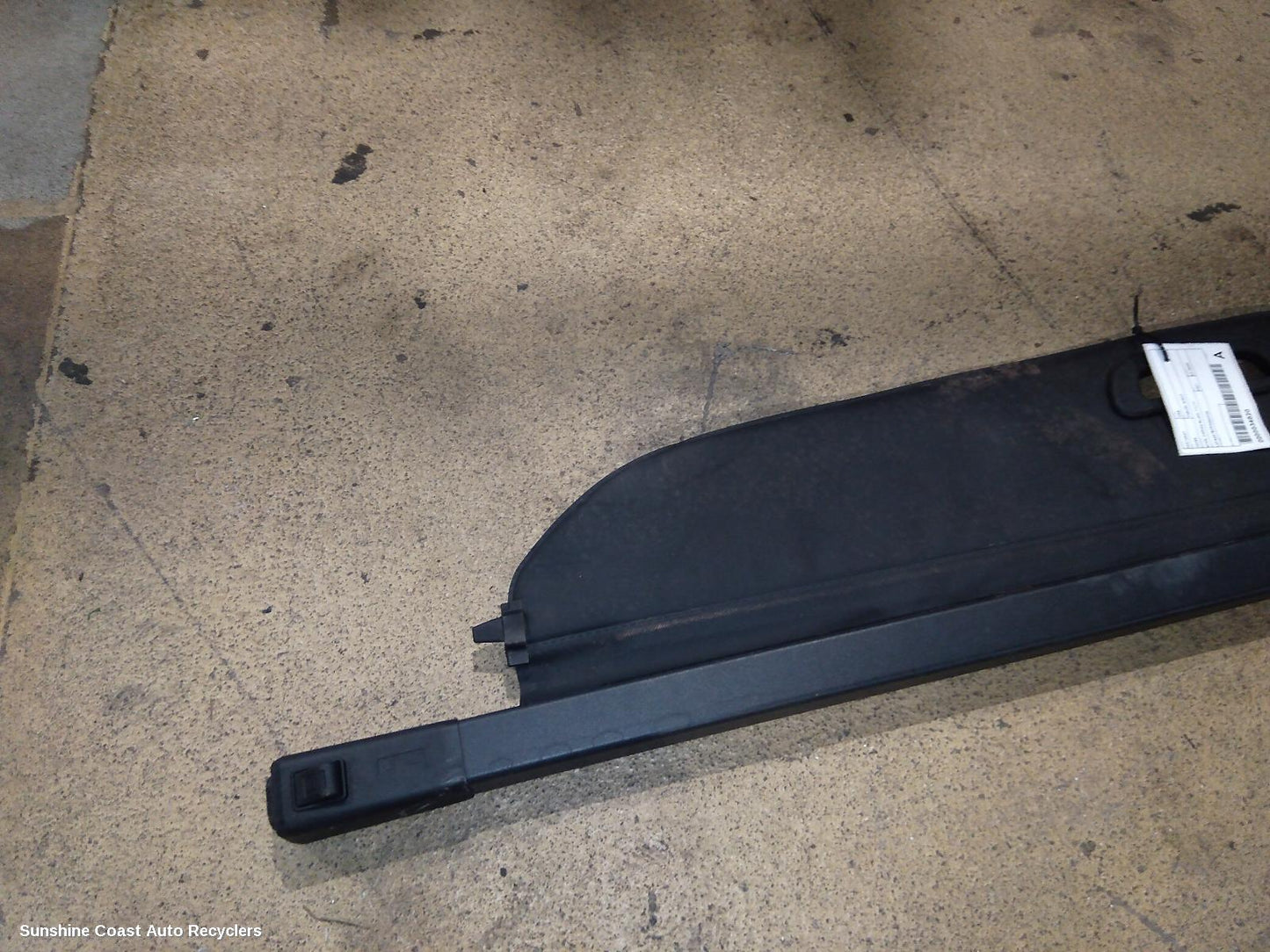 2021 Ldv D90 Parcel Shelf Cargo Blind