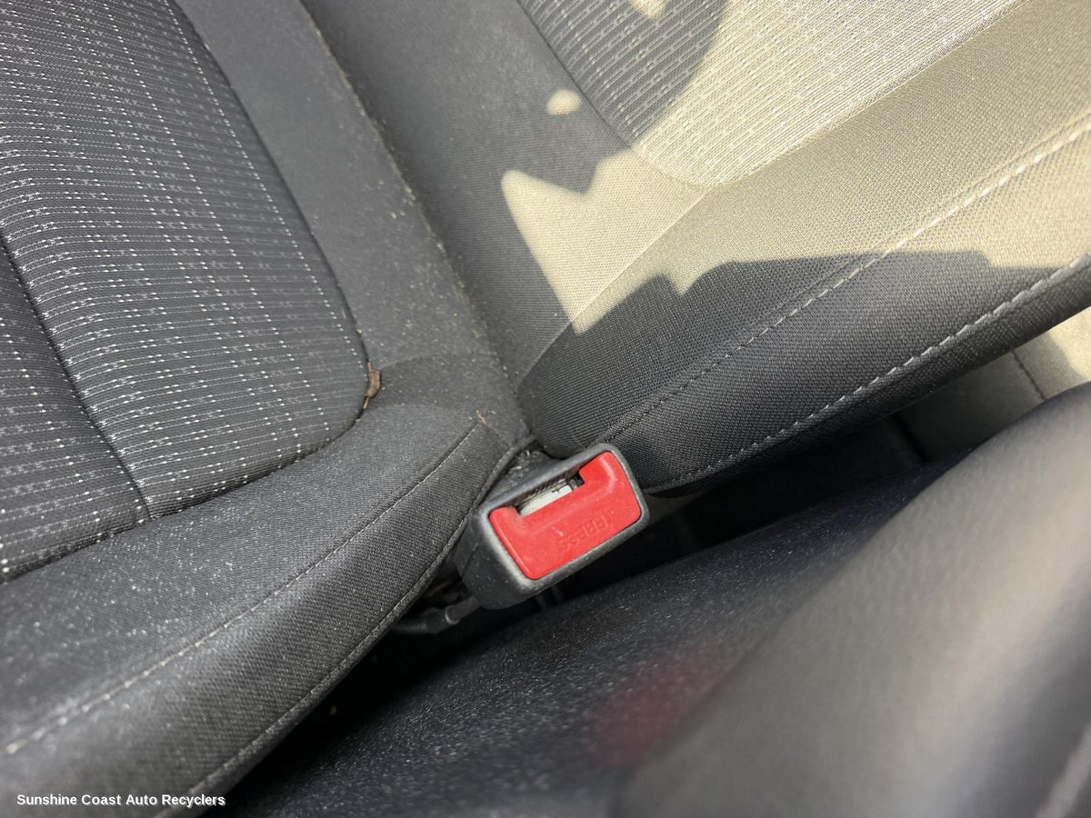 2020-2026 Kia Stonic Seatbelt Stalk