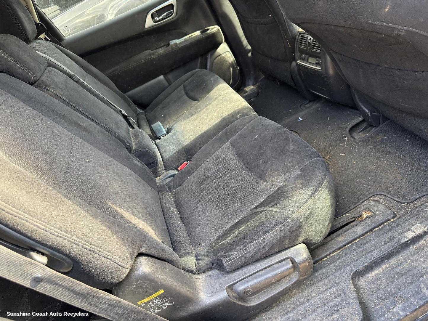 2016 Nissan Pathfinder 2nd Seat  Rear Seat