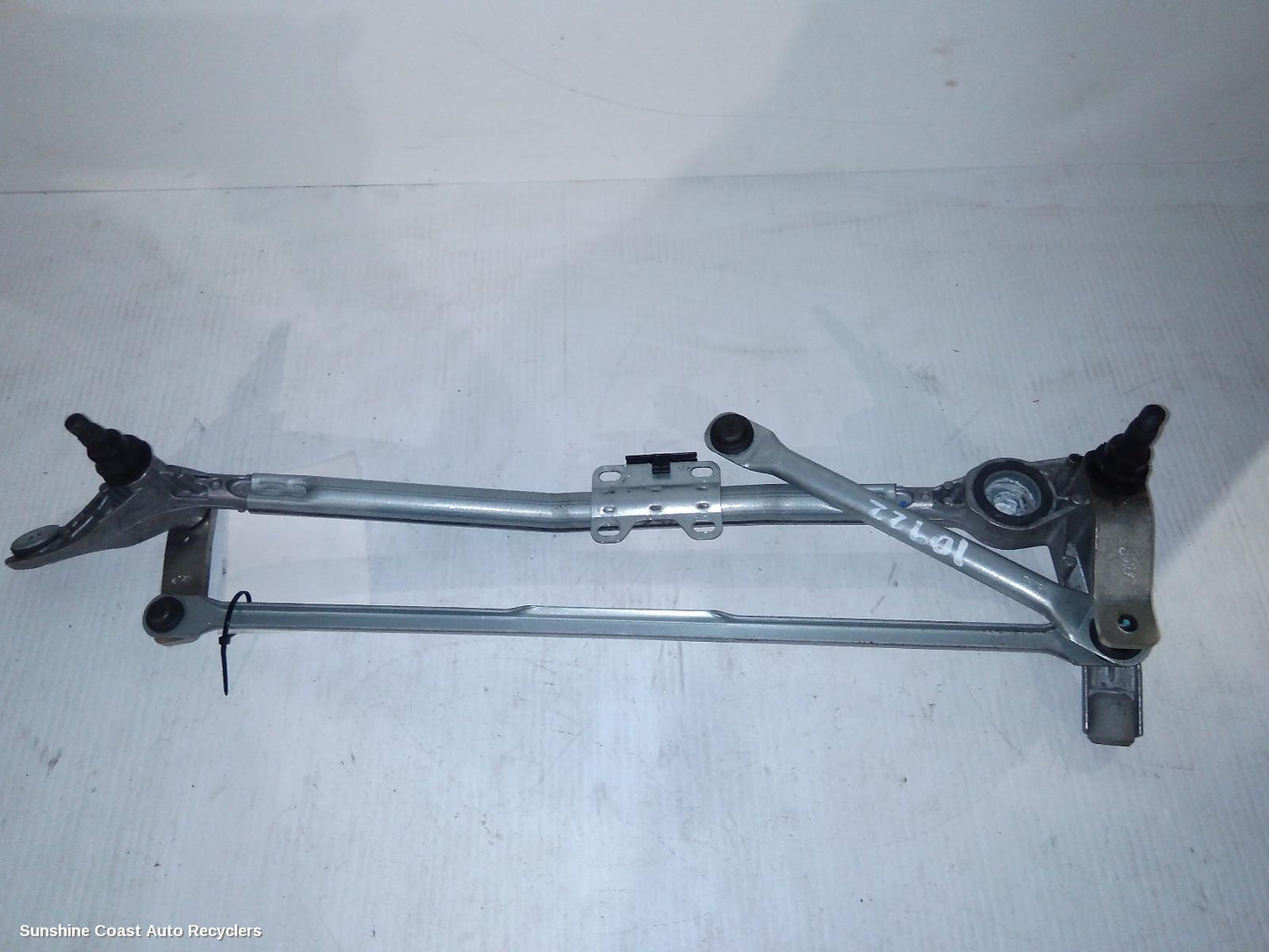 2010 Bmw 3 Series Wiper Linkage