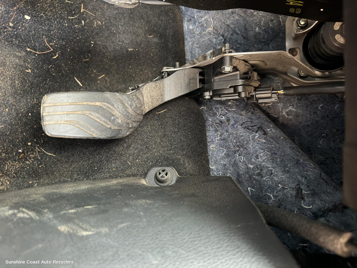2014-2022 Nissan Xtrail Pedal Assembly