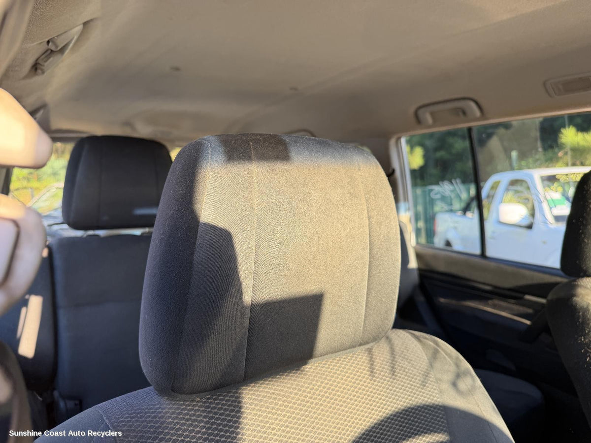 2006-2014 Mitsubishi Pajero Headrest