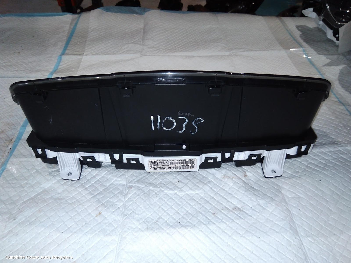 2008-2011 Dodge Journey Instrument Cluster