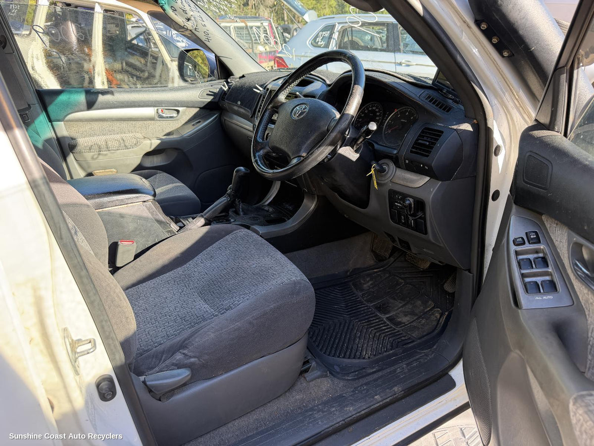 2003-2009 Toyota Prado Left Front Door Window