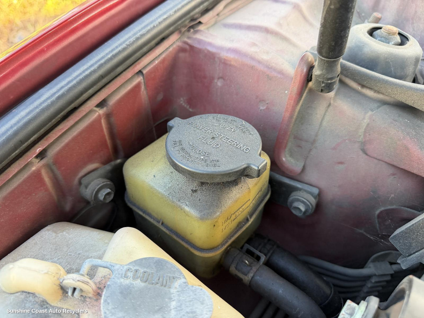 2002-2006 Toyota Camry P S Reservoir