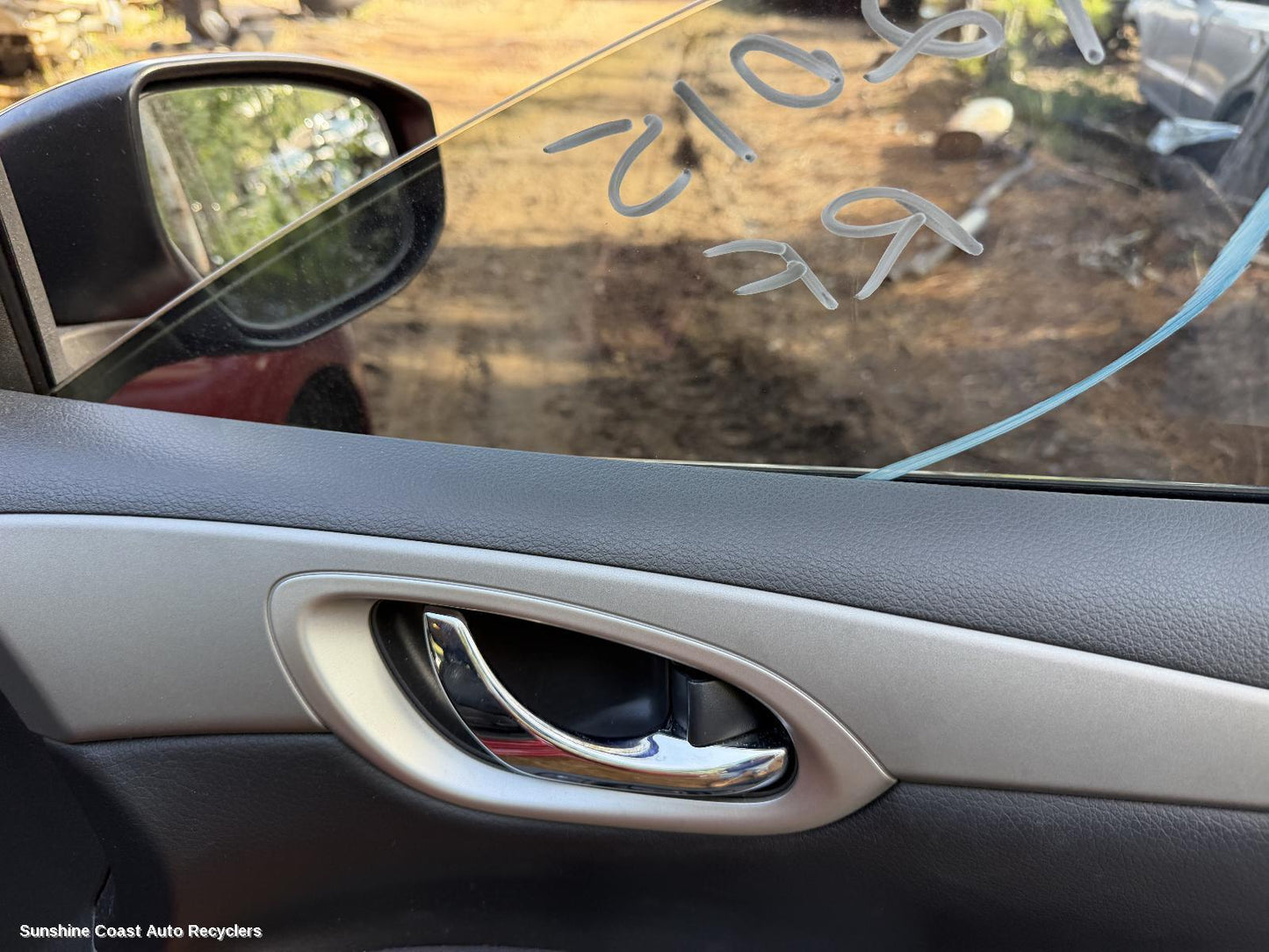 2012-2017 Nissan Pulsar Door Handle