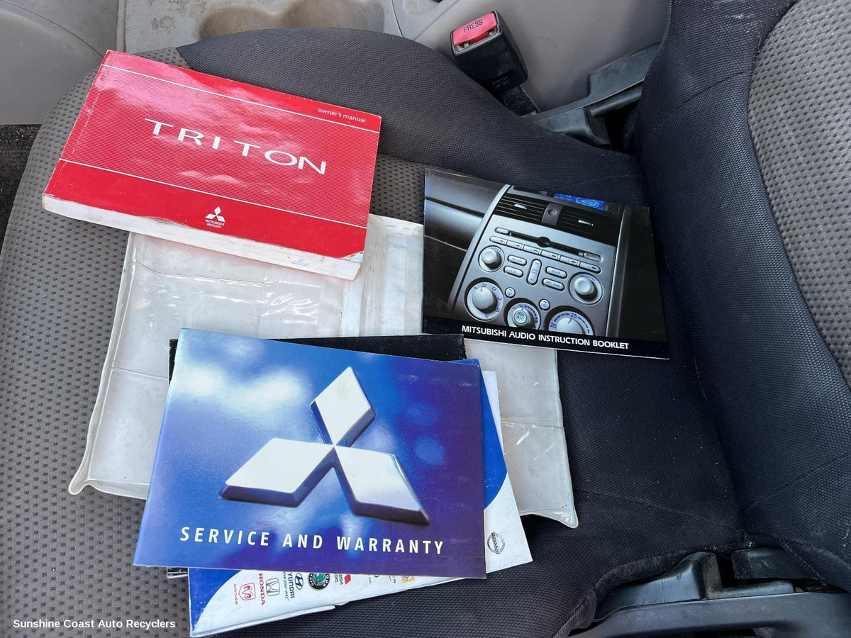 2006-2009 Mitsubishi Triton Owners Handbook