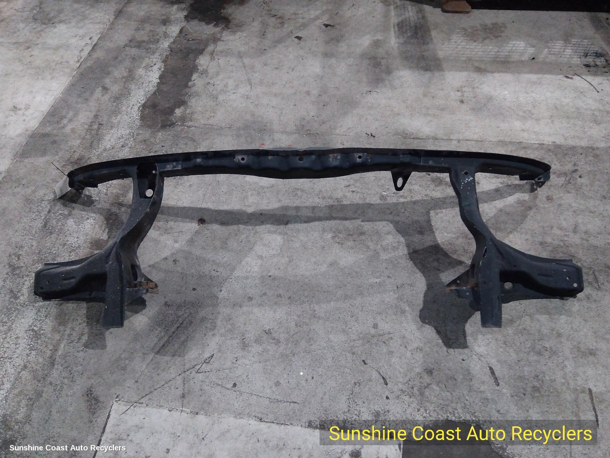 2004-2009 Volkswagen Transporter Radiator Support