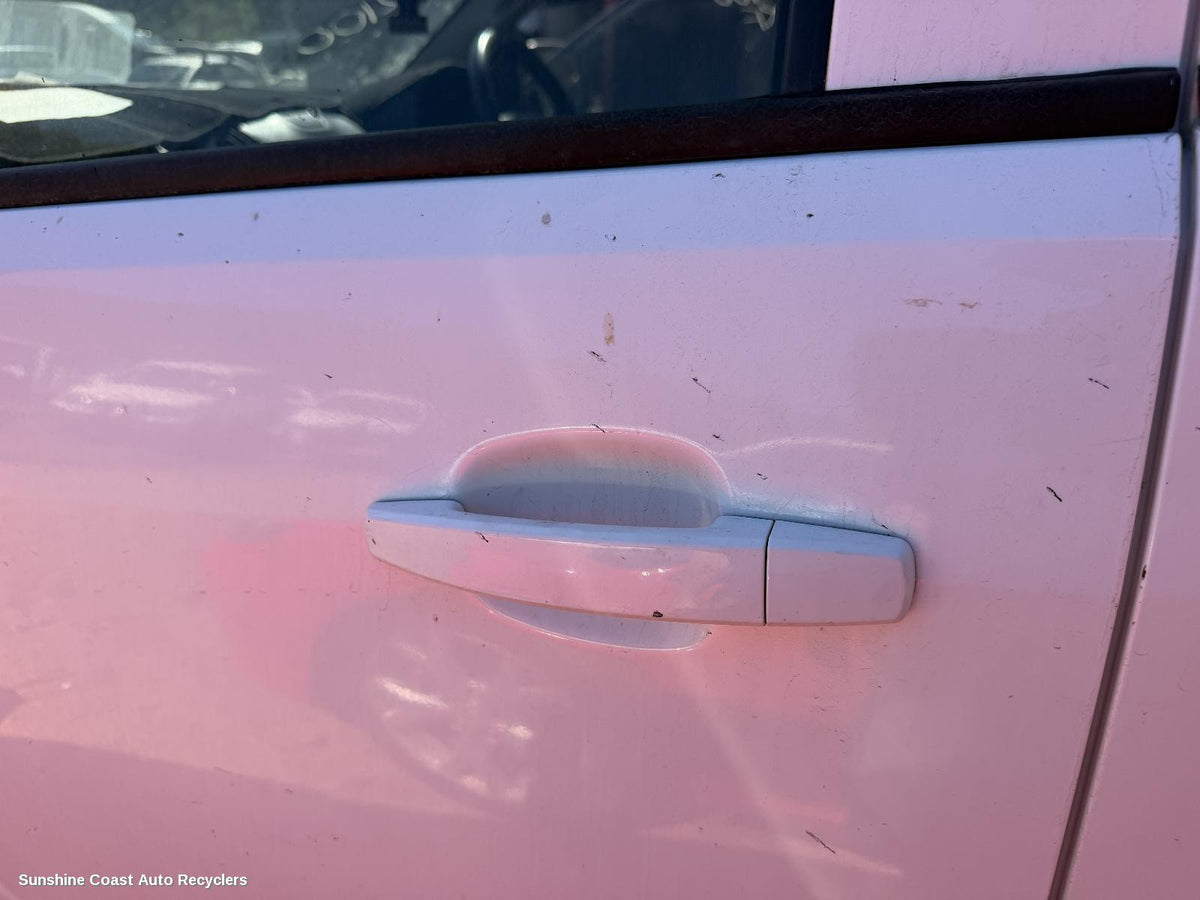 2012-2020 Holden Colorado Door Handle