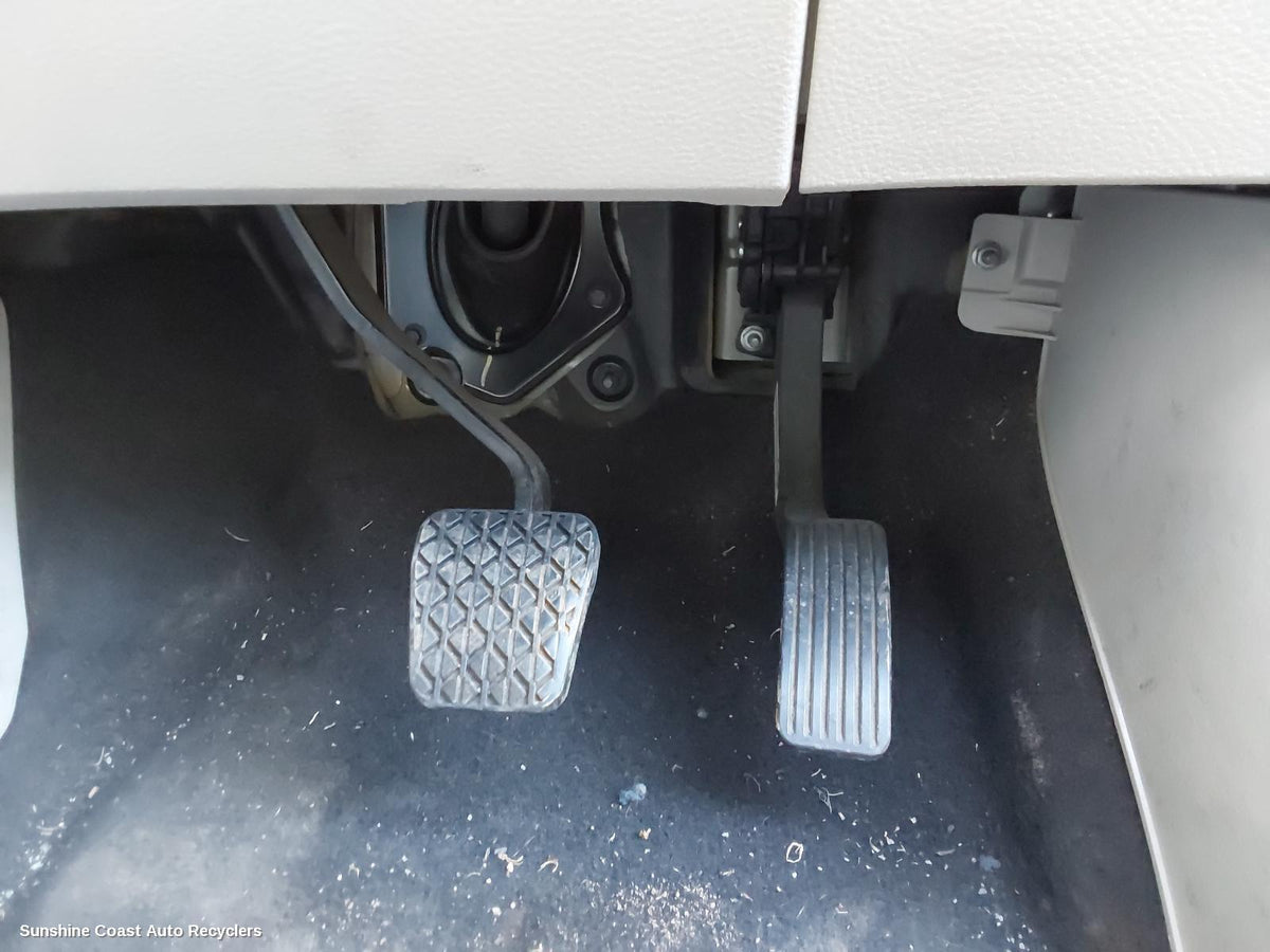 2015-2025 Ldv G10 Pedal Assembly