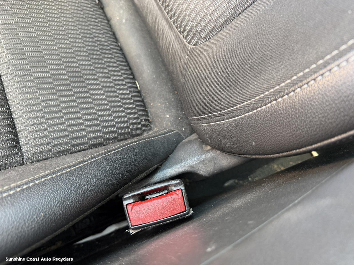 2017-2020 Holden Commodore Seatbelt Stalk