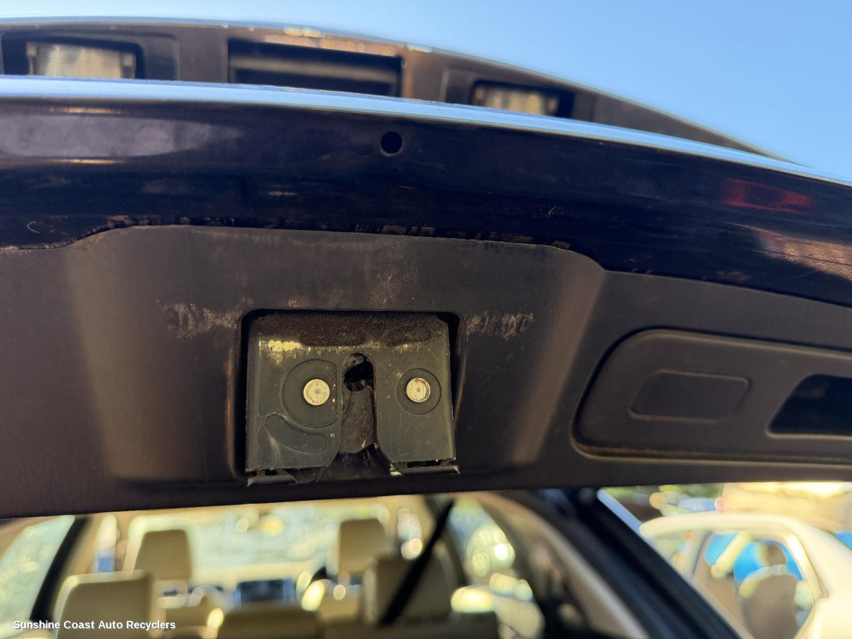 2007-2015 Mazda Cx9 Door Boot Gate Lock