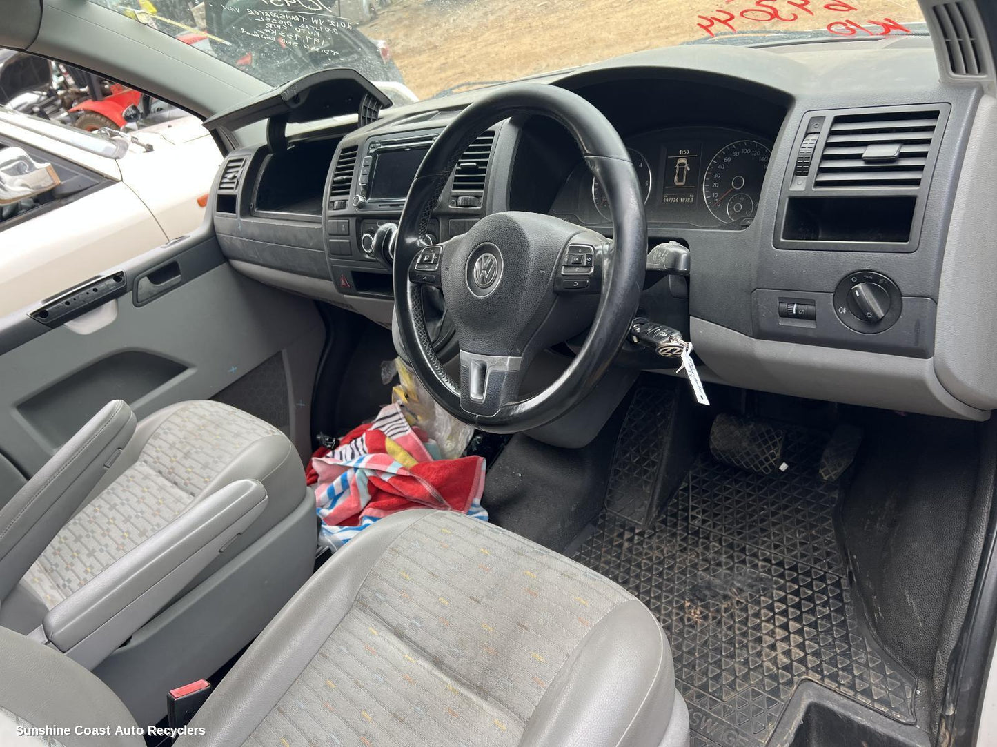 2012 Volkswagen Transporter Headrest