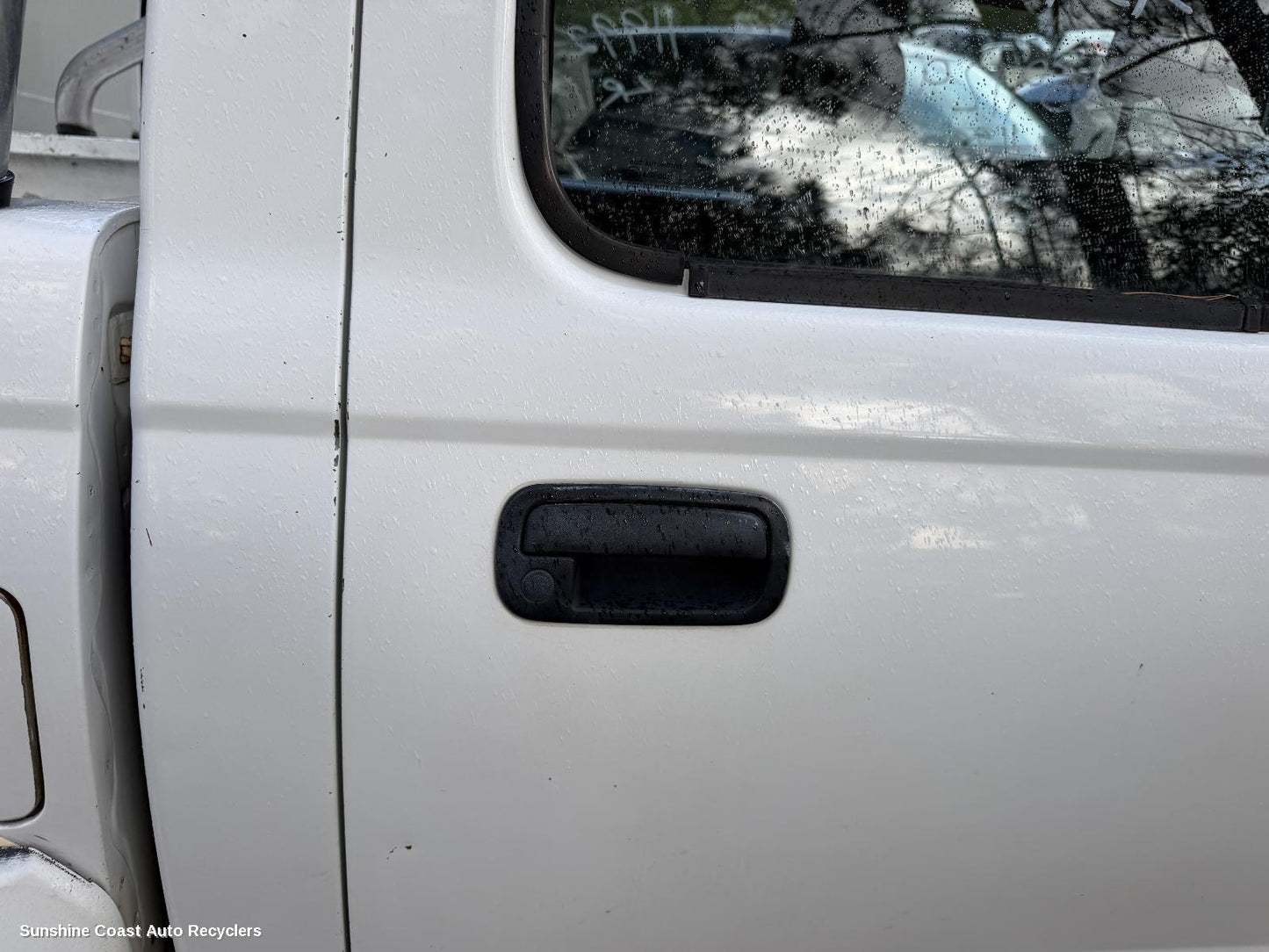 1997-2015 Nissan Navara Door Handle