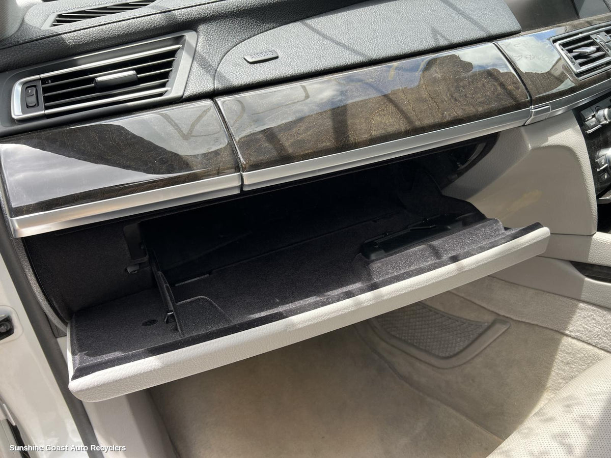 2009-2015 Bmw 7 Series Glove Box