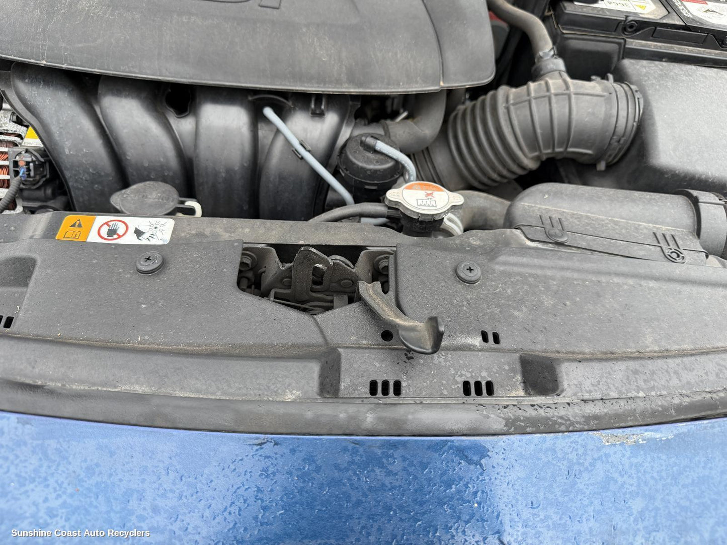 2015 Hyundai I30 Bonnet Lock Support