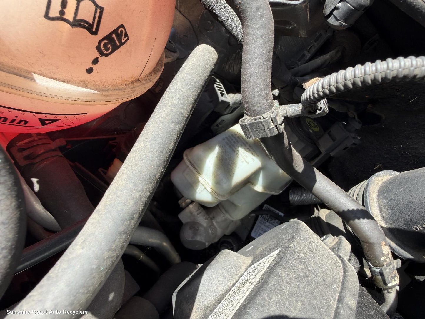 2007-2011 Volkswagen Eos Master Cylinder