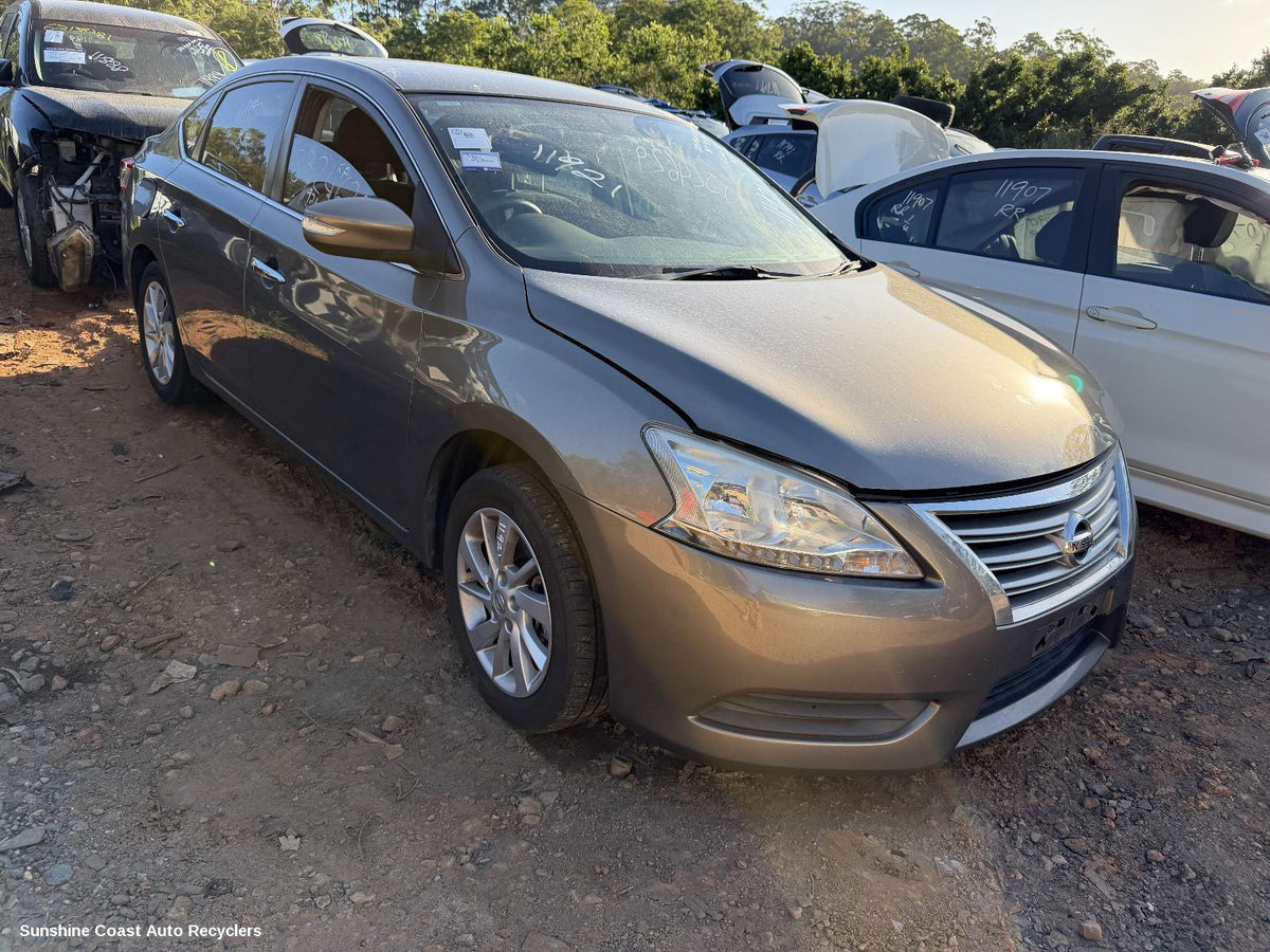 2012-2017 Nissan Pulsar Right Headlamp