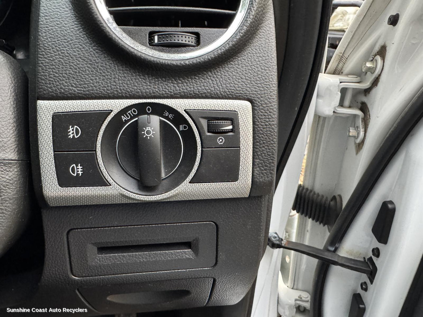 2013 Holden Captiva Combination Switch
