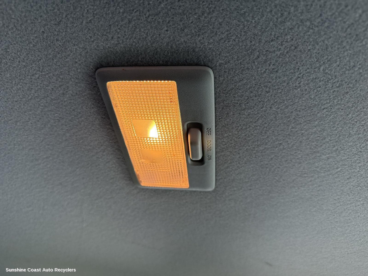 2013 Suzuki Vitara Courtesy Light