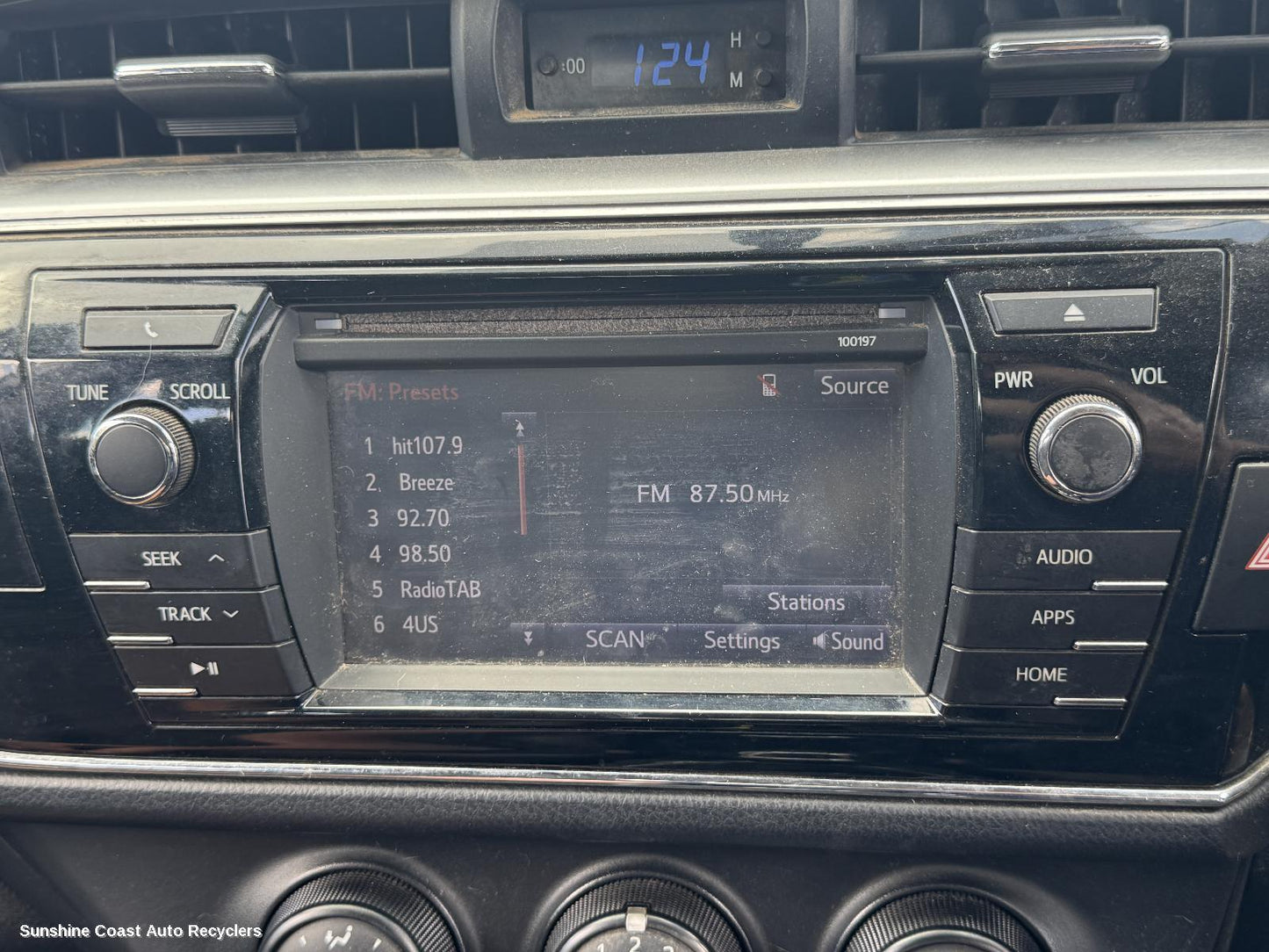2013-2016 Toyota Corolla Radio Cd Dvd Sat Tv