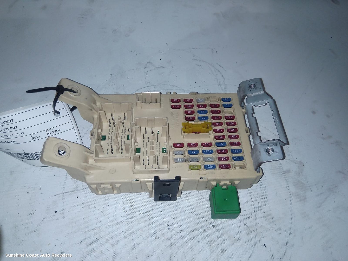 2012 Hyundai Accent Fuse Box