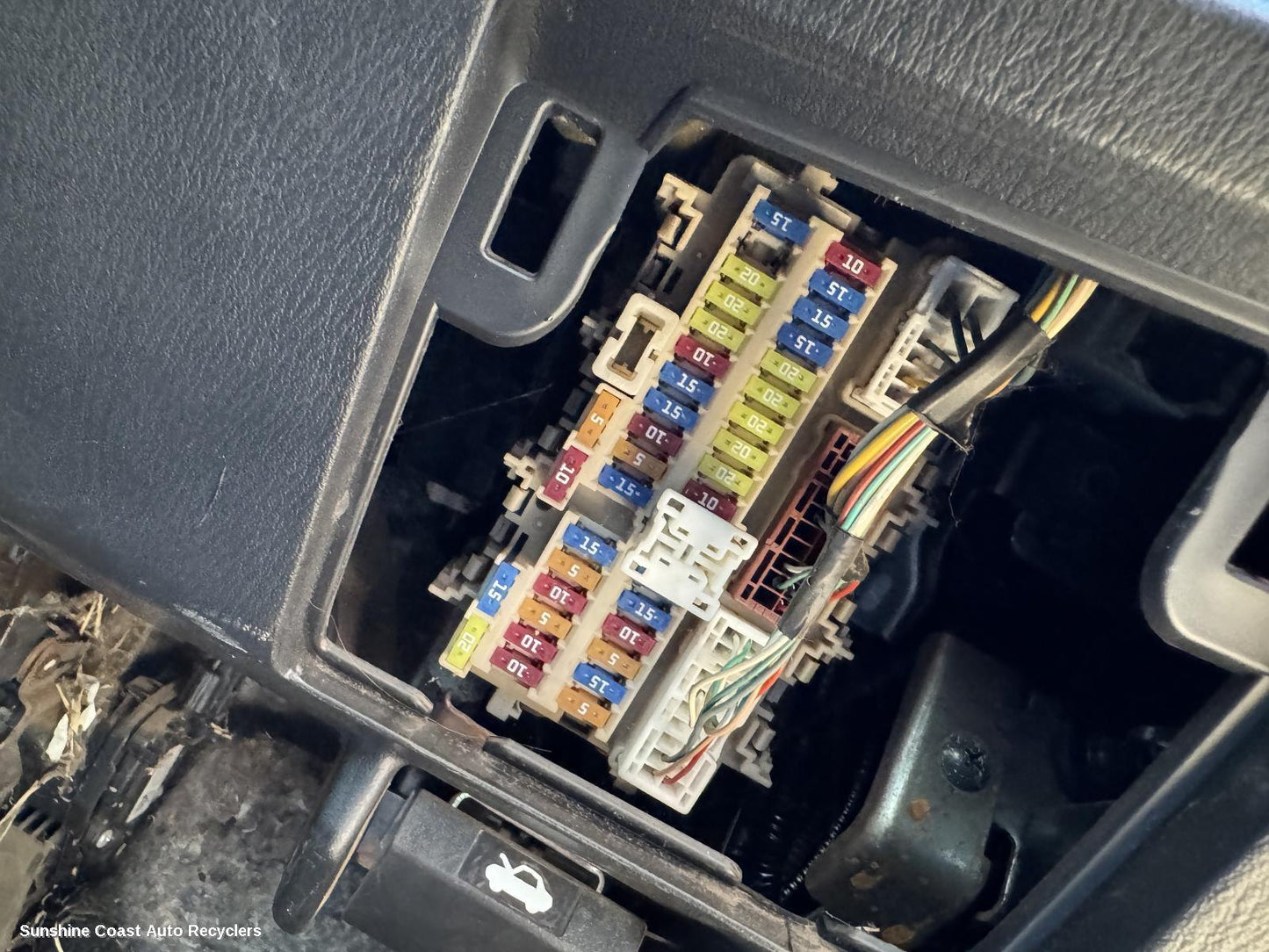2016 Nissan Pathfinder Fuse Box