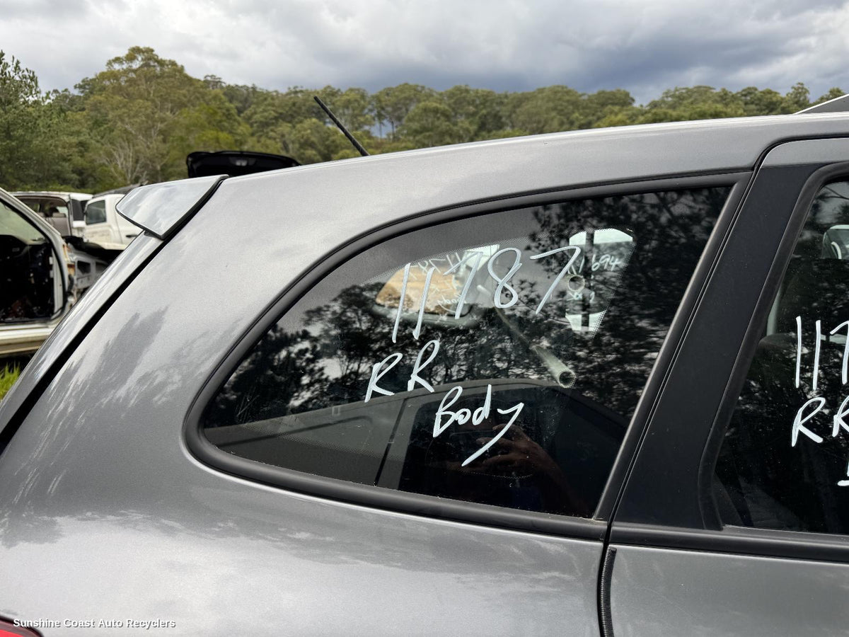 2005-2012 Hyundai Santa Fe Right Rear Side Glass